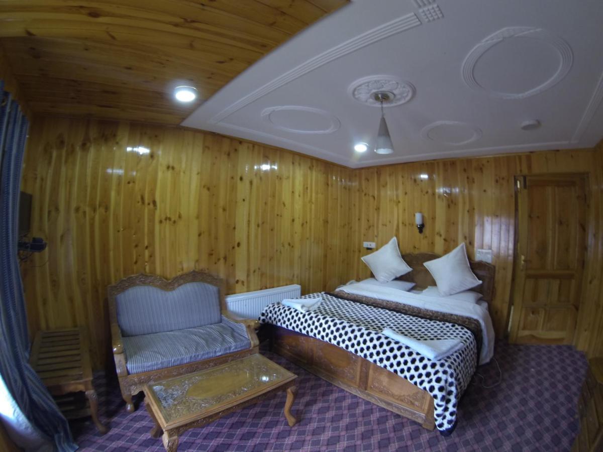 Hotel Barzman Sonāmarg Zewnętrze zdjęcie