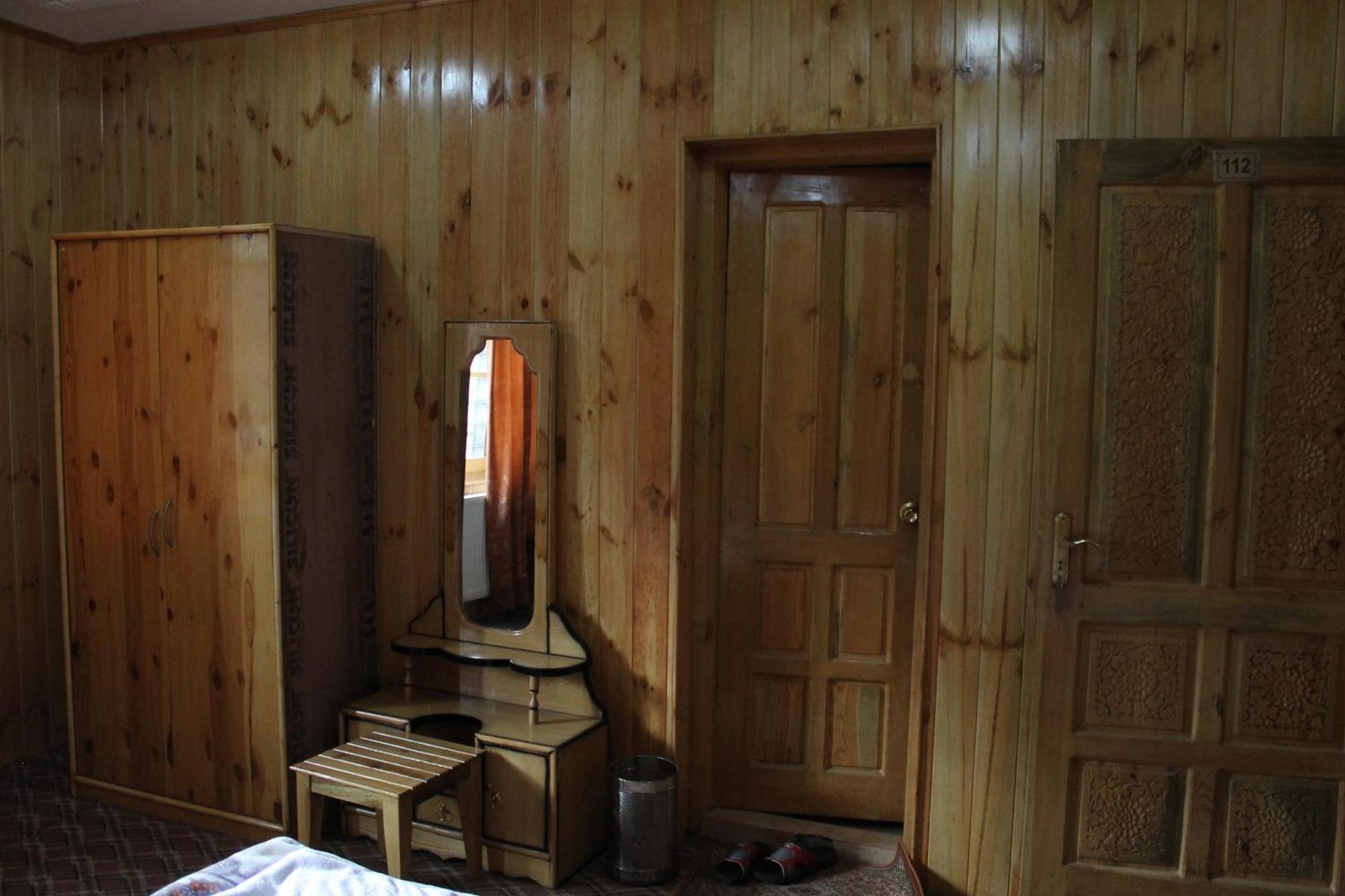 Hotel Barzman Sonāmarg Zewnętrze zdjęcie